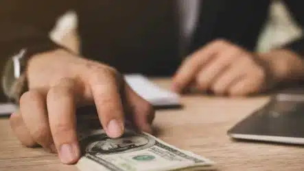 How Much Does A Personal Injury Lawyer Cost?