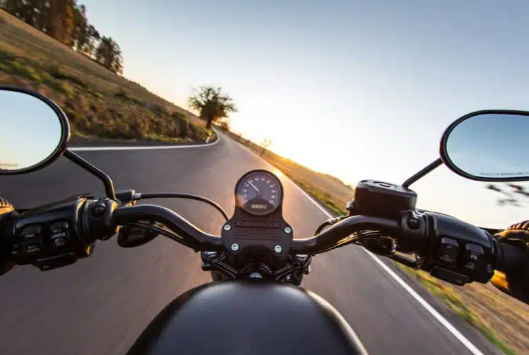 6 Tips To Prevent Motorcycle Accidents