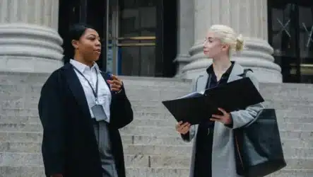 Settlements or Trials: Weighing the Options with Houston Personal Injury Lawyers